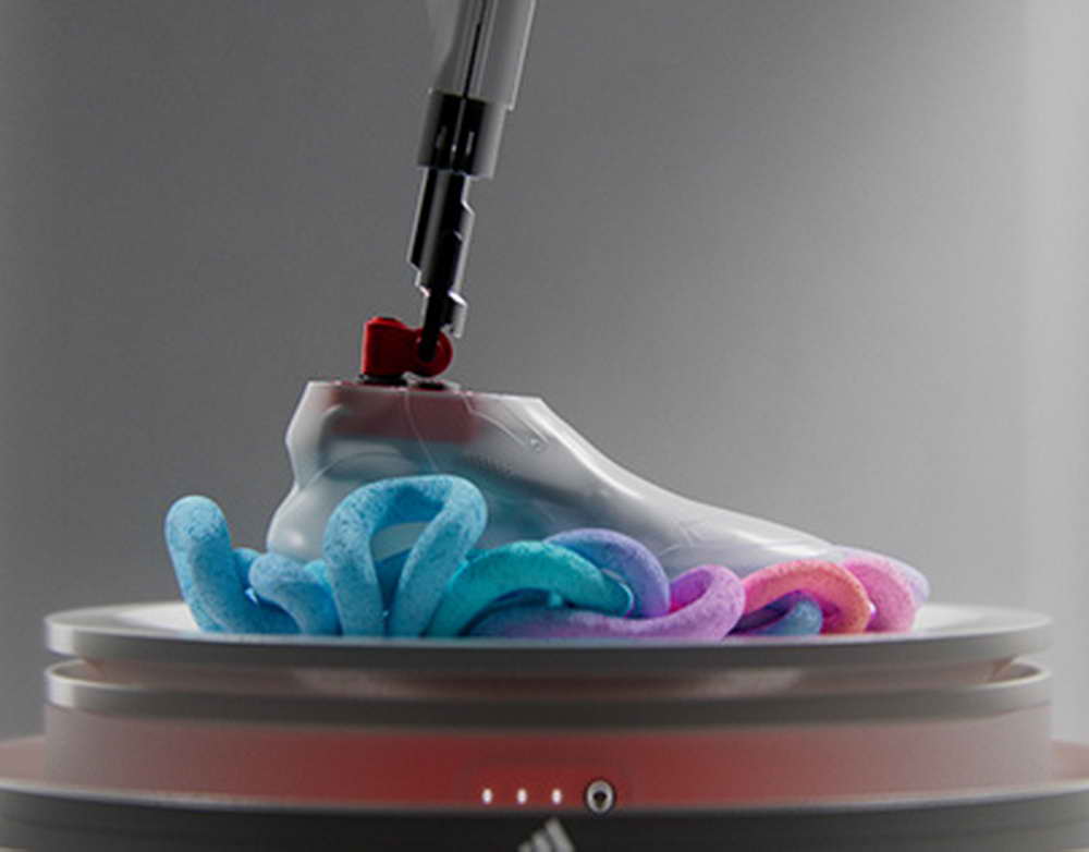 Ъ: первым фигурантом в деле Ивана Попова был погибший в ходе СВО генерал